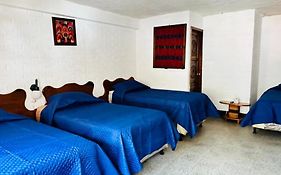 Royal Palace Hostal